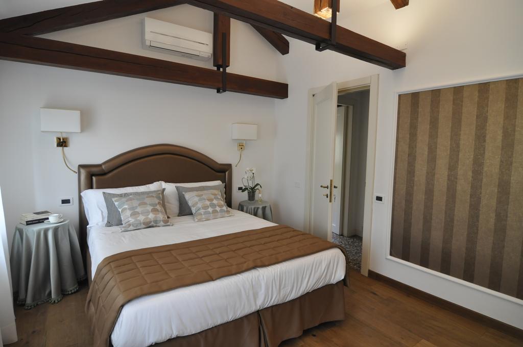 Casa Colleoni Bed & Breakfast Venice Exterior photo