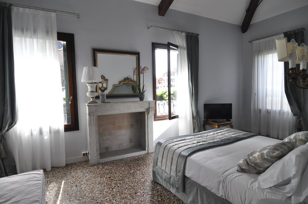 Casa Colleoni Bed & Breakfast Venice Exterior photo