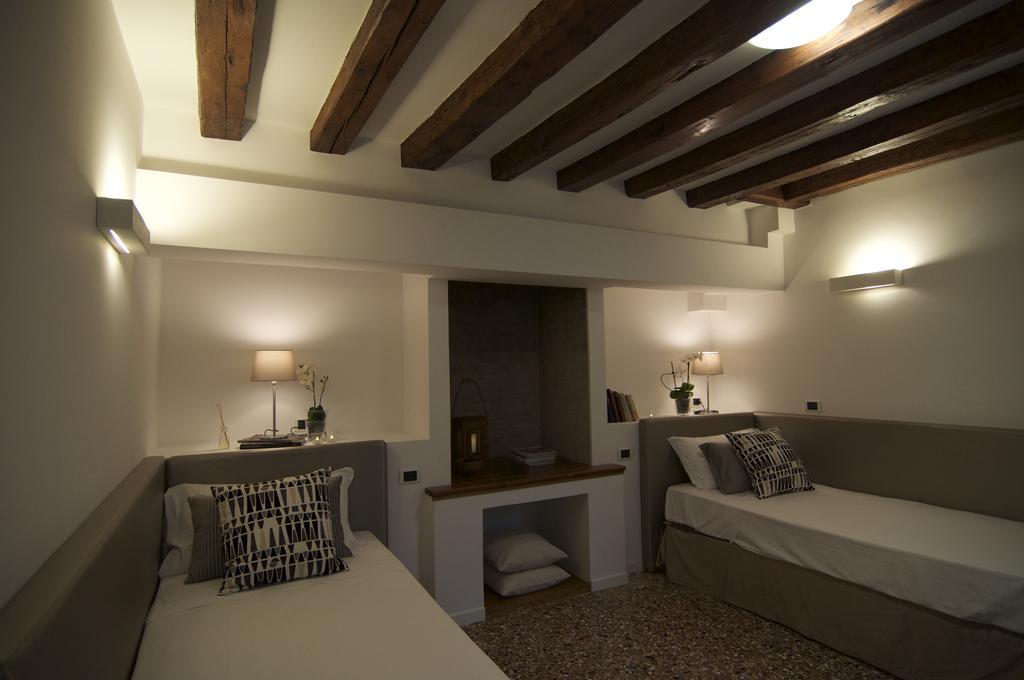 Casa Colleoni Bed & Breakfast Venice Exterior photo