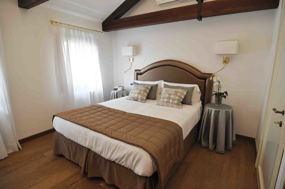 Casa Colleoni Bed & Breakfast Venice Exterior photo
